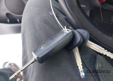 2016 Kia Forte Lx z USA, uszkodzony, nr VIN KNAFX4A60G5534089